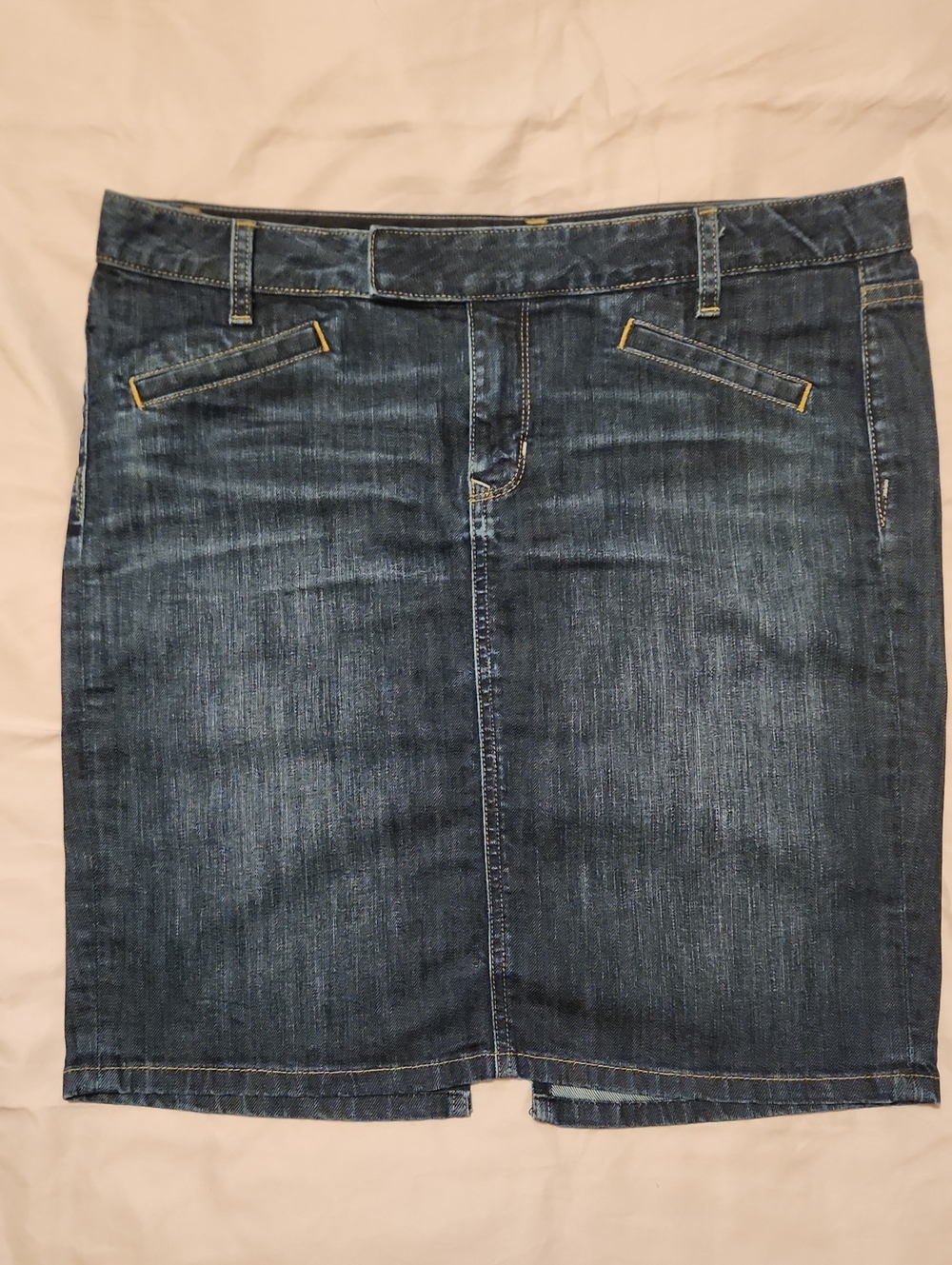 GAP Indigo Denim Pencil Skirt with Subtle Pocket Trim
